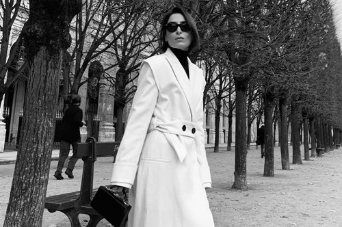 Αν φορέσεις κολάν το 2021: Πέντε κομμάτια που σου είναι απαραίτητα για να δείξεις εντυπωσιακά κομψή