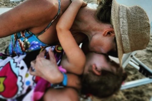 Όταν η Ελεονώρα Μελέτη ρωτήθηκε πότε ένιωσε το μητρικό φίλτρο έδωσε μια πολιτικά ανορθόδοξη απάντηση