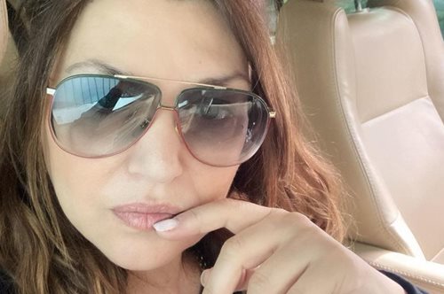 Μήπως τελικά ο γιος της Καίτης Γαρμπή μοιάζει περισσότερο στη μαμά του παρά στον μπαμπά του;