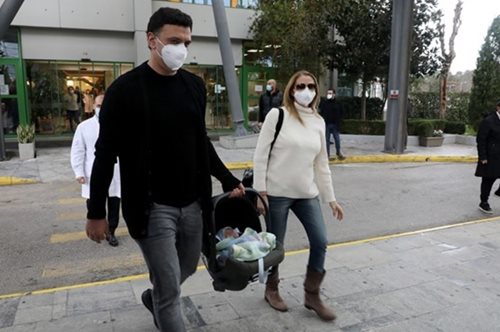 «Είχαμε έναν δύσκολο τοκετό»: Γιατί το μωρό Μπαλατσινού - Κικίλια πήρε εξιτήριο μετά από 18 μέρες