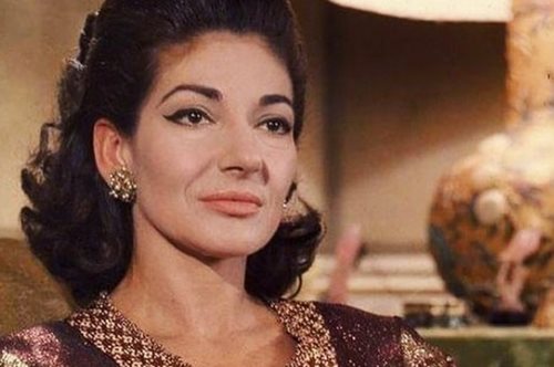 Του κρατούσε ακόμα το χέρι: Η σπάνια φωτογραφία της Κάλλας και του συζύγου της Μπατίστα Μενεγκίνι