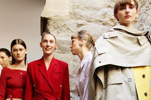 Είνα οριστικό: Kαι αυτή η Εβδομάδα Μόδας του Λονδίνου θα γίνει διαδικτυακά