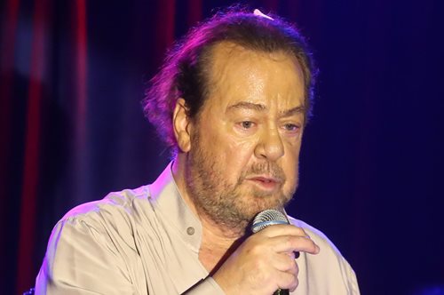 «Έχω μια αδερφούλα η οποία παιδεύεται εδώ και 3,5 χρόνια από εγκεφαλικό»