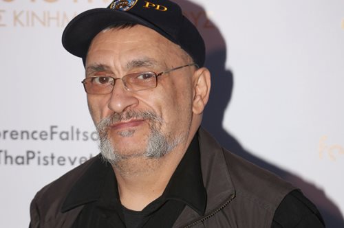 «Είμαι 100% με το μέρος του Γιώργου Κιμούλη που είναι ένας μεγάλος καλλιτέχνης»