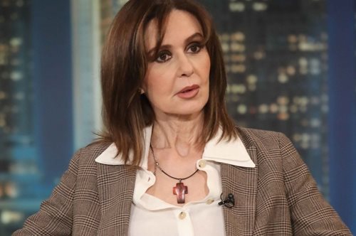 «Τα θύματα είναι ήρωες»: Με ένα ιδιόχειρο σημείωμα η Κάτια Δανδουλάκη παίρνει θέση