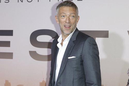 «Μεγάλωσα ανάμεσα σε γυναίκες»: Ο Βενσάν Κασέλ και η πανέμορφη σύντροφός του σε νέα φωτογράφιση