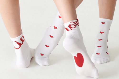 Η Calzedonia αφιερώνει romantic-chic αλλά και fun κομμάτια στην Ημέρα του Αγίου Βαλεντίνου