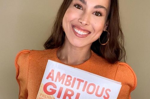 Η παράξενη ιστορία της influencer ανιψιάς της Καμάλα Χάρις. Προκάλεσε την παρέμβαση του Τζο Μπάιντεν