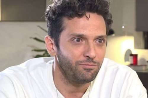 «Σε αγάπησα περισσότερο»: Ο Δημήτρης Μοθωναίος βρήκε ένα συγκινητικό σημείωμα στο αυτοκίνητο του