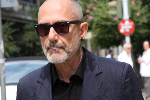 «Η χαρά (του ομοφοβικού) δεν τον αφήνει»: Η απάντηση του Γρηγόρη Βαλλιανάτου στον Αλέξη Κούγια