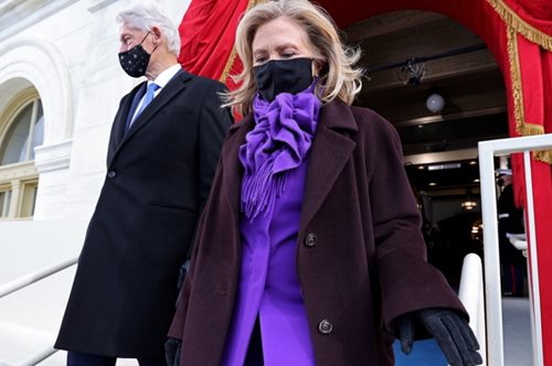 Από τη ζωή βγαλμένο; Η Χίλαρι Κλίντον κυκλοφορεί μυθιστόρημα με ηρωίδα μία υπουργό Εξωτερικών