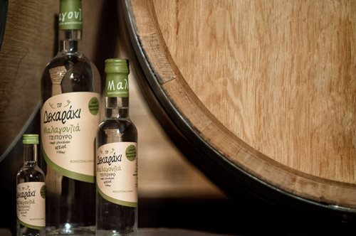 Θα γιορτάσουμε με φίλες τη γιορτή της γυναίκας στο zoom, υψώνοντας τα ποτήρια μας «στη ζωή!» 