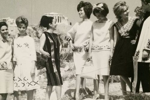Η Αφροδίτη και η Κατερίνα διηγούνται την ιστορία της ελληνικής μόδας 