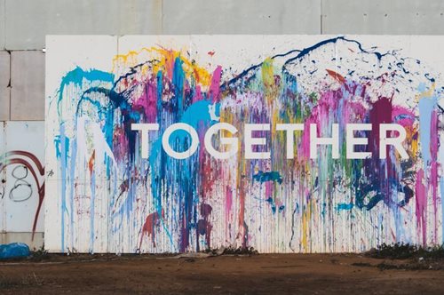 «Η αγάπη είναι ο φόβος που μας ενώνει με τους άλλους»: Τρία ποιήματα του Μανόλη Αναγνωστάκη 