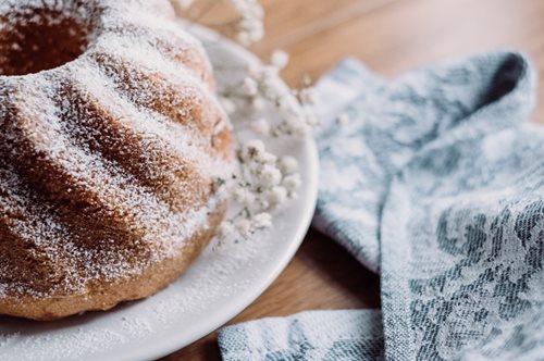 Νηστίσιμο κέικ σοκολάτας σε τρία βήματα: Λιγότερος χρόνος, λιγότερα υλικά, όλη η νοστιμιά