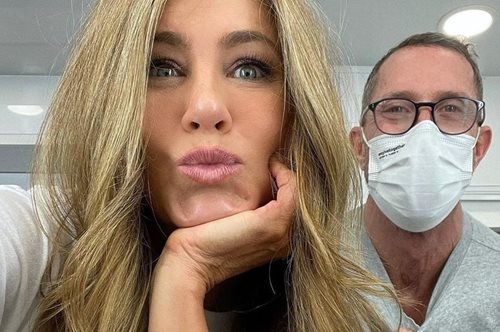 Μετά τα πενήντα: Τα χτενίσματα που επιλέγουν οι πιο κομψές celebrities