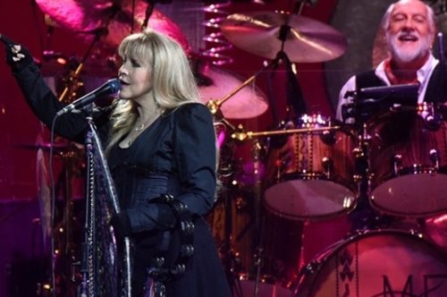 Από το παρελθόν στο τώρα: Οι λατρεμένοι Fleetwood Mac επανακυκλοφορούν τα 3 πρώτα άλμπουμ τους