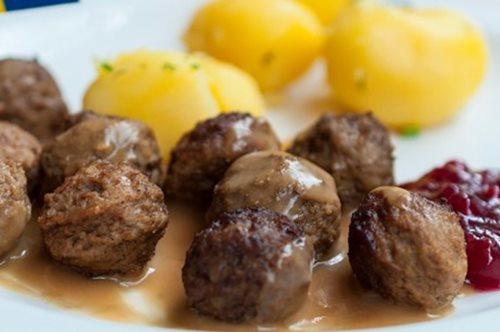 Η συνταγή για τα κεφτεδάκια της ΙΚΕΑ: Θα είναι σαν να τα τρώτε εκεί αλλά θα τα απολαμβάνετε σπίτι