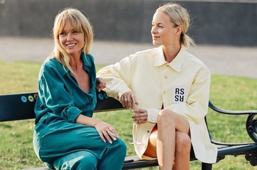 Δεν είναι τζιν: Τα παντελόνια που θα πάρουν τη θέση της φόρμας. Άνεση, εξαιρετικό στυλ