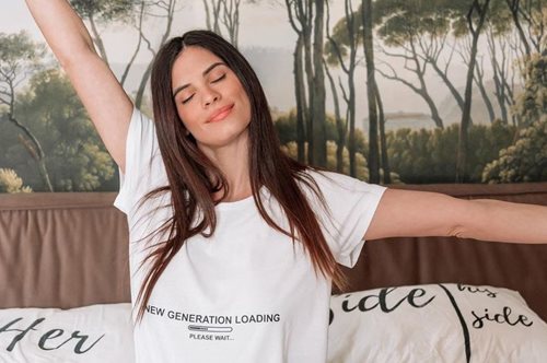 «Του λέω, ο κόμπος έχει φτάσει στο χτένι, δεν μπορώ να το αντέξω άλλο. Κάναμε εξωσωματική»