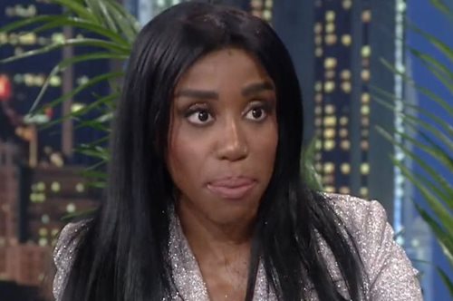 «Μεγάλωσα με δύο μαμάδες, που έμεναν στο ίδιο σπίτι. Ο πατέρας μου έκανε δύο γάμους»