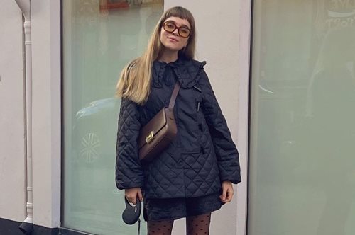 Δείχνουν ακριβά αλλά είναι οικονομικά: Τα δερμάτινα, φλατ παπούτσια που όλοι θα θεωρήσουν επώνυμα