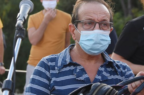 «Αφού η φύση με έχει κάνει να με τραβάει και το ίδιο φύλο, είναι φυσιολογικό»