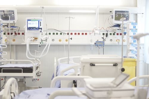 «Έχασα τον πατέρα μου από τον Covid. Δεν τον αποχαιρέτησα ποτέ, ούτε από κοντά ούτε από το τηλέφωνο»