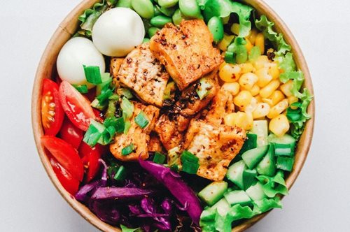 Απώλεια βάρους μετά τα 50; Γίνεται με τις συμβουλές της διαιτολόγου