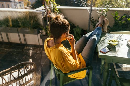 Πώς να αποτρέψω την πρόωρη γήρανση; Οι καλύτερες διατροφικές συμβουλές και αντιγηραντικές τροφές