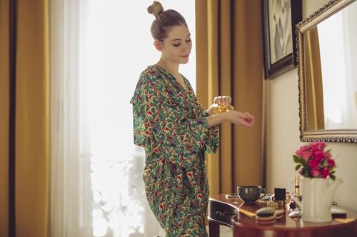 Αν θέλεις να ευωδιάζεις μοναδικά: Πέντε πολυτελή αρώματα ξεφεύγουν από τα συνηθισμένα