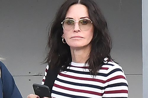 Η «μυστική» δουλειά της Κόρτνει Κοξ: Ήταν εκατομμυριούχος πολύ πριν τα «Φιλαράκια»