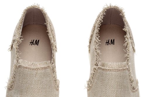 Tα απόλυτα Skate Sneakers από τα H&M θα γίνουν η εμμονή σου