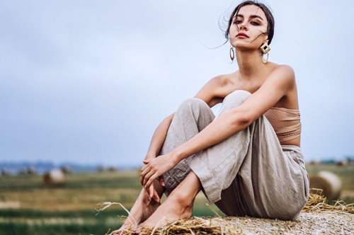 Πώς να φορέσετε το λινό παντελόνι όπως μία fashion expert