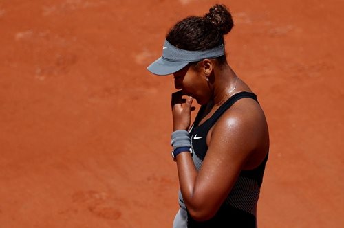 «Mε πιάνει τεράστιο άγχος πριν έρθω σε επαφή με τα ΜΜΕ»: Ναόμι Οσάκα & η ψυχική υγεία των αθλητών