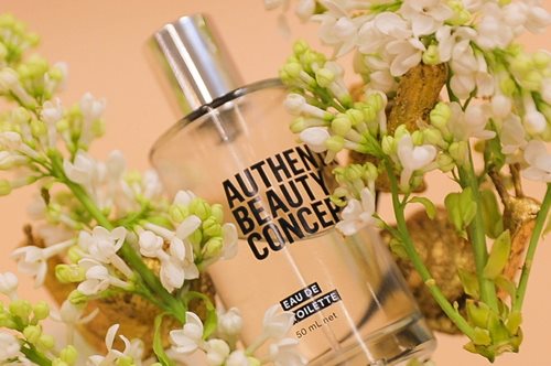 Το πρώτο eau de toilette για σώμα και μαλλιά. Από ένα vegan, ολιστικό, premium brand