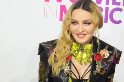 «Θα κάνω την αναγεννητική μου θεραπεία για τον χόνδρο μου που λείπει»: H ανακοίνωση της Μαντόνα