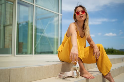 Η H&M ολόσωμη φόρμα που μπορείς να φορέσεις από το πρωί μέχρι το βράδυ