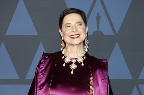 H Ιζαμπέλα Ροσελίνι ποζάρει με τη δίδυμη αδερφή της και μιλάει για τη μητέρα τους Ίνγκριντ Μπέρκμαν