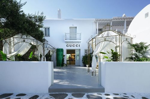 Το νέο κατάστημα της Gucci στη Μύκονο είναι η αποθέωση της απλότητας και της διακριτικής πολυτέλειας