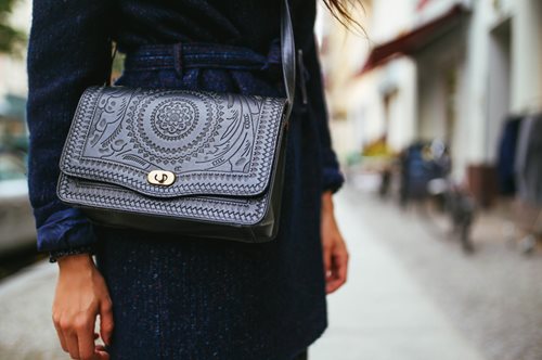 7 designer τσάντες που είναι πιο οικονομικές απ’ό,τι νόμιζες