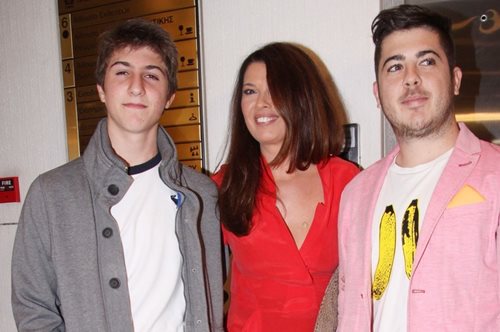 «Δεν έχω λόγια»: Η Σοφία Αλιμπέρτη για τον γιο της Νικόλα Βαρθακούρη