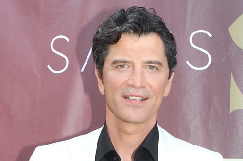 «Ο Σάκης Ρουβάς βαπτίστηκε πρωταγωνιστής εν μία νυκτί»