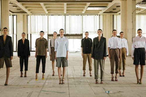 Η υψηλή ραπτική συναντά το ανδρόγυνο στυλ στην 28η διαδικτυακή Athens Xclusive Designers Week