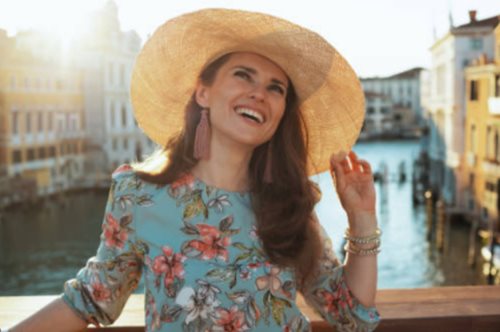 8 καλοκαιρινά τρικς που αγαπούν οι fashionistas