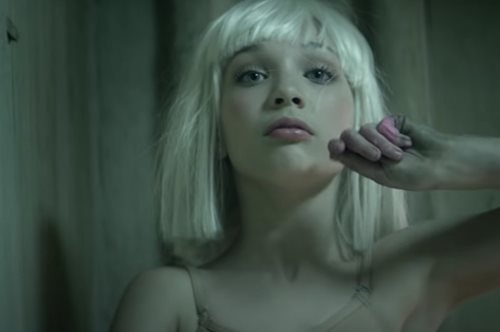 H 12χρονη χορεύτρια από το βίντεο κλιπ του «Chandelier» μεγάλωσε και είναι κούκλα