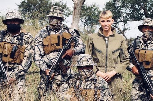 Η πριγκίπισσα Σαρλίν αποκαλύπτει τον λόγο που την κρατά μακριά από την οικογένειά της στο Μονακό