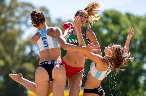 Το παράλογο πρόστιμο σε γυναικεία ομάδα μπιτς χάντμπολ: Αντί για μπικίνι φόρεσε σορτς