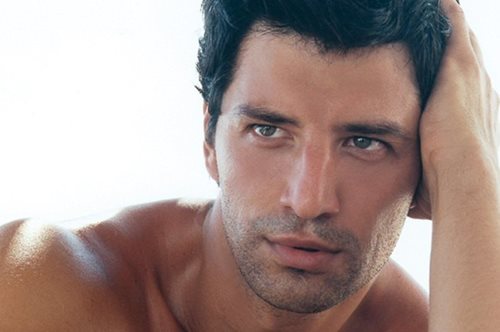 Έκπληξη. Αυτό είναι το όνομα που θα δώσει στο τέταρτό του παιδί ο Σάκης Ρουβάς