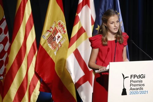 Πριγκίπισσα Λεονόρ: O λόγος που έκανε την πρώτη δόση του εμβολίου, αν και δεν έχει κλείσει τα 16